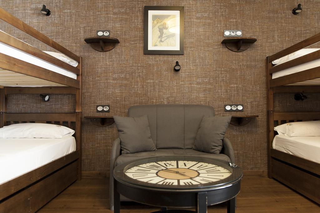 Hostel-Albergue Monte Perdido Торла Екстер'єр фото