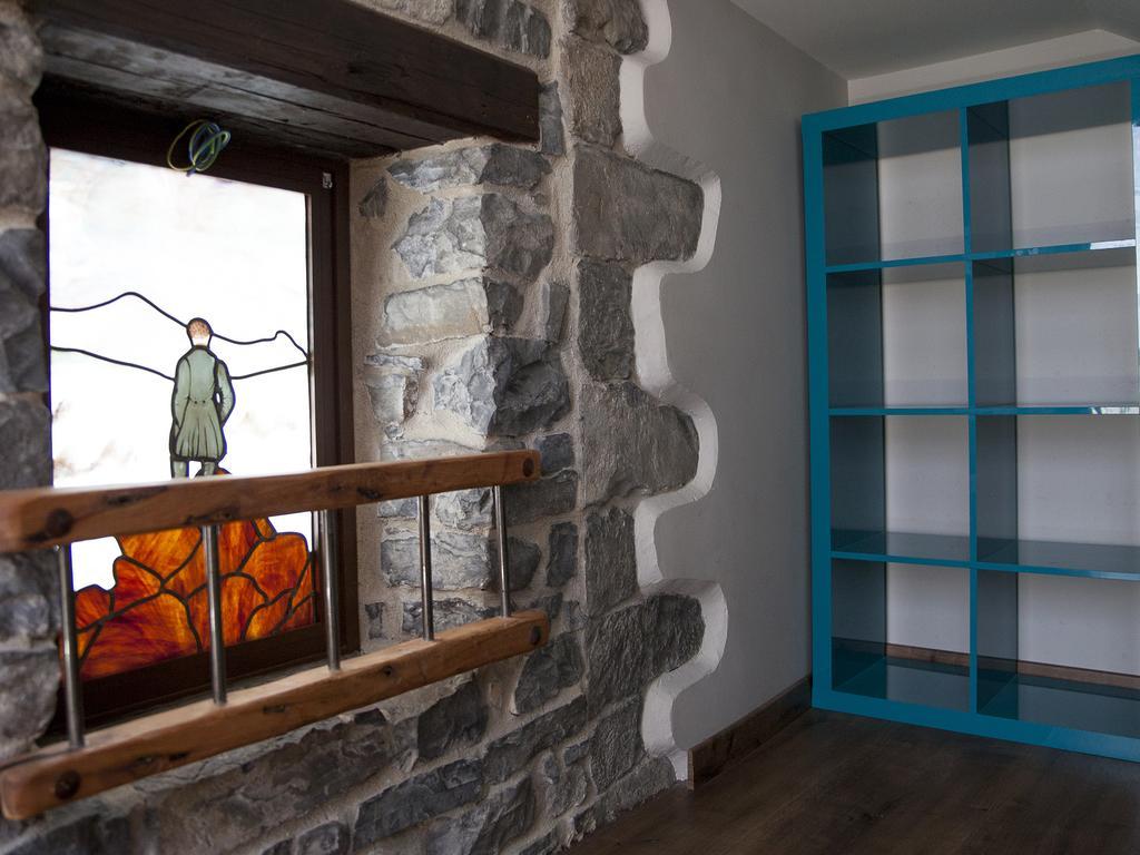 Hostel-Albergue Monte Perdido Торла Екстер'єр фото