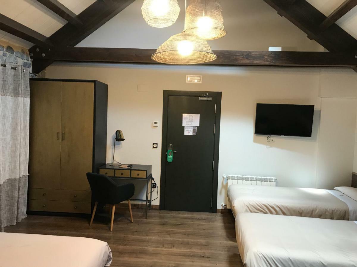 Hostel-Albergue Monte Perdido Торла Екстер'єр фото